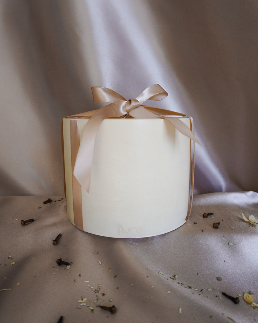 HOLY - Limited Edition - Golden Cream - 4 Wick Oversized Candle