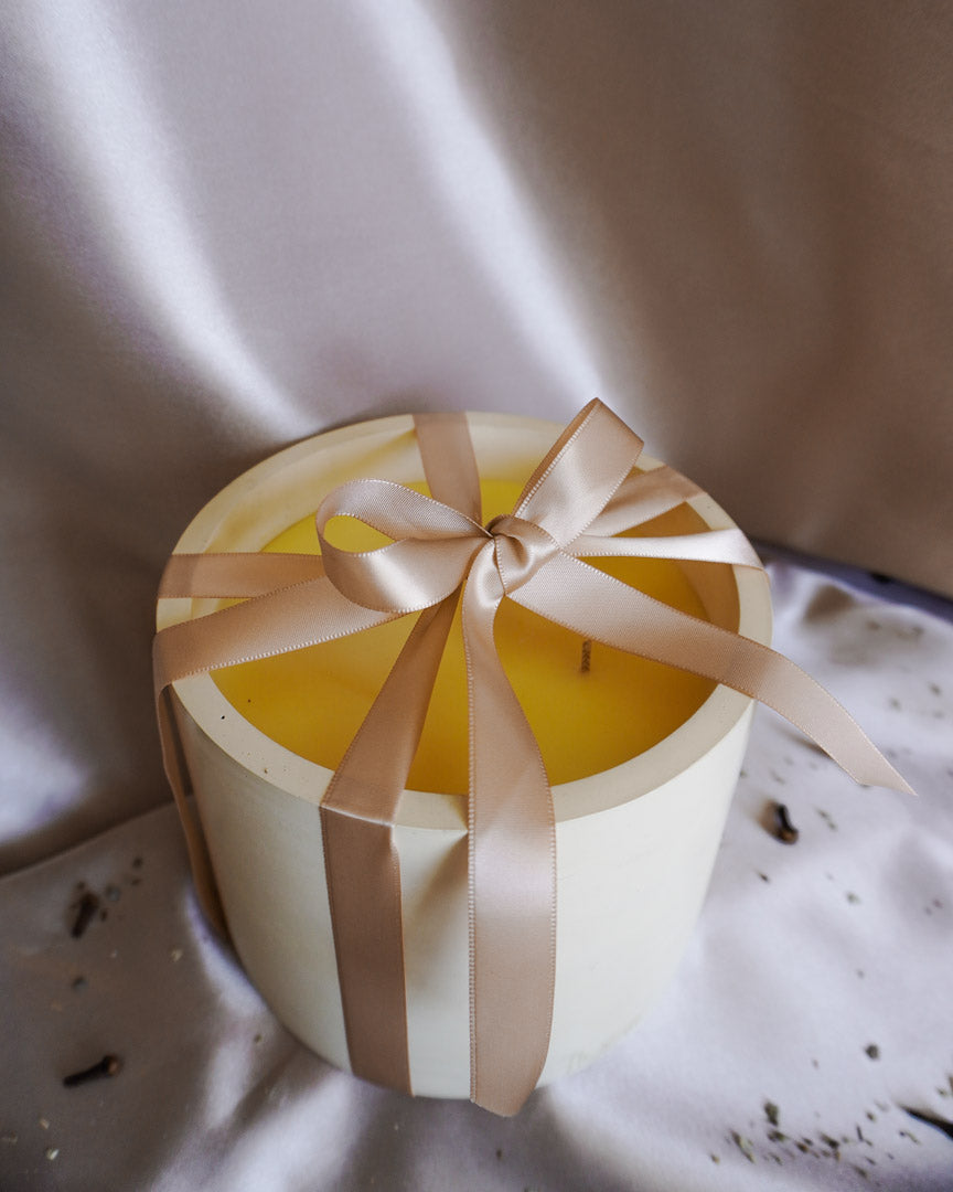 HOLY - Limited Edition - Golden Cream - 4 Wick Oversized Candle